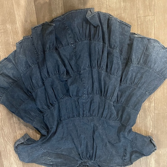 Casual Denim Button-Up Midi Dress - Picture 5 of 5